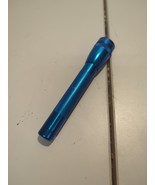 Mag-Lite Mini Bulb Blue Flashlight AA Battery  - $239.71 MXN