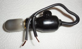 Singer 401A Slant-O-Matic Light Fixture w/Bulb Works - $15.00