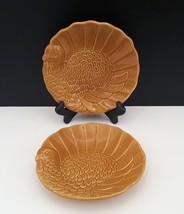 Pottery Barn Set of 2 Thanksgiving Figural Turkey Appetizer Plates 7" Stoneware - £18.37 GBP