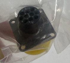 New NOS Amphenol 10 Position Circular Connector Receptacle, Female Sockets - £15.50 GBP