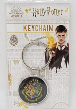 Harry Potter Wizarding World Keychain With Hogwarts Crest NEW - $9.99