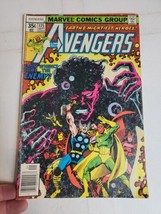 Comic Book Marvel Comics Avengers Vision Thor Ironman #175 Scarlet Witch  - $11.75