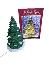 Vintage St Nicholas Square Christmas Village 7-1/2&quot; Beaded Tree illumina... - $458.60 MXN
