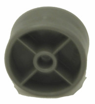 Hoover Fusion Vacuum Cleaner Front  Wheel 93001675 - $4.46