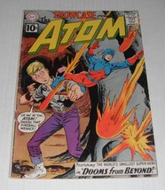 Showcase # 35....2nd silver age ATOM.. VG+..4.5 grade...1961 comic book--E - $72.95