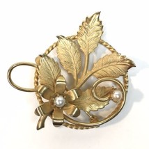 Vintage Gold Tone &amp; Faux Pearl Flower  &amp; Leaves Brooch Encircled Floral Pin - £11.45 GBP