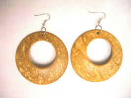 Large Rustic Light Brown Color Coconut Wood Dangling Round Hoop Fashion Earrings - £4.73 GBP