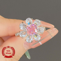 Elegant 925 Silver Floral Ring The Perfect Gift - $55.55