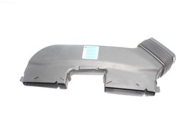 06-13 BMW E90 E91 E92 E93 328I ENGINE AIR INTAKE DUCT E5877 - $1,498.82 MXN