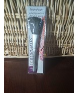 Color mates Blush Multipurpose Make up Brush-Brand New-SHIPS N 24 HOURS - $147.38 MXN