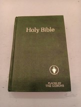 Holy Bible Gideons HC 1976 edition Green Hard Cover New &amp; Old Testament - $13.86
