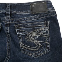 Silver Suki Surplus Dark Wash Thick Stitch Flap Pocket Boot Jeans Women ... - $29.58