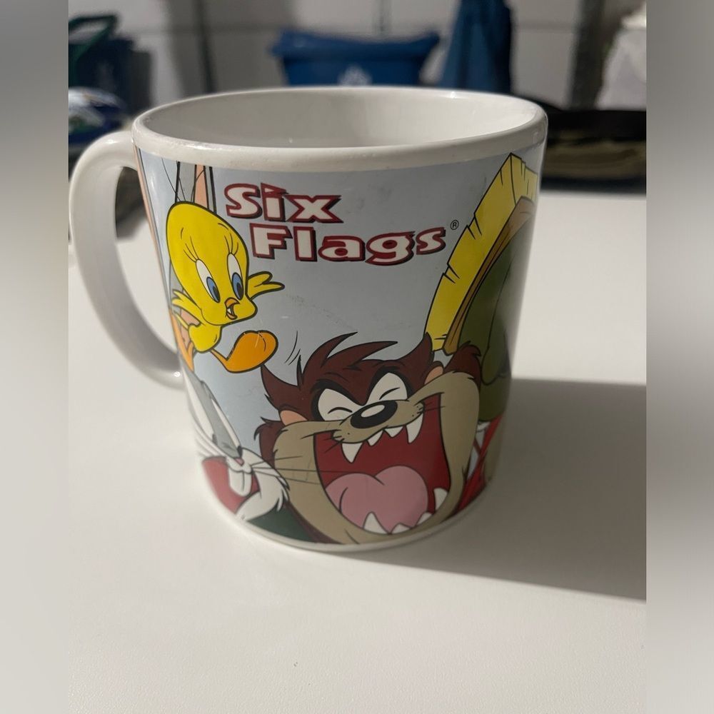 Vintage six flags looney toon cup - $7.79