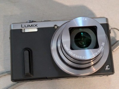 Panasonic Lumix 18.1MP Appareil Photo Numérique Wi-Fi GPS 3 IN Écran LCD Item image 4