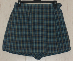 Excellent Womens White Stag Dark Navy Blue Plaid Skort Size 14 - £18.64 GBP