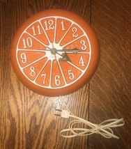 Vintage McGraw-Edison Orange Slice Electric Wall Clock Model 30-339 9&quot; Works! - $32.95