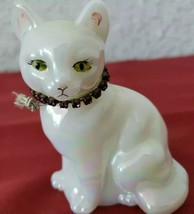 Vintage Fenton Iridescent Opalescent cat  Figurine Alexandrite Jeweled Collar - £26.14 GBP