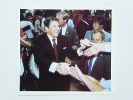 Ronald Reagan Promo Official White House Photo Pete Souza Shaking Hands ... - £6.11 GBP