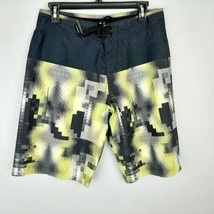 Oakley Hydrafuse Men&#39;s Board Shorts Size 31 Stretch TB9 - $15.34