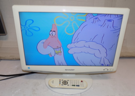 SHARP LC-19SK24U-W WHITE LCD /HDTV FLAT PANEL RETRO GAMING TV - $78.38