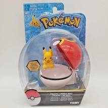 POKEMON Pikachu Figure &amp; Repeat Ball Carrying Case (T18656) Tomy SEALED - £11.69 GBP