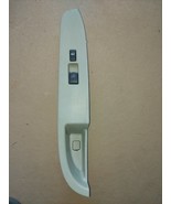 2003 Infiniti M45 Front RH Passenger Door Switch w/Trim 80960 CR000 - $54.31 CAD