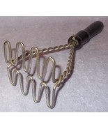 Vintage Primitive Wood Handle Twisted Heavy Wire Potato Vegetable Masher - £7.12 GBP