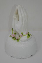 Touch of Rose by Roman Ceramic Praying Hands Music Box Plays Amazing Grace - £15.65 GBP