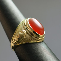 10K Solid Gold Lion Band Red Onyx Oval Cabochon Gemstone Ring - £510.61 GBP