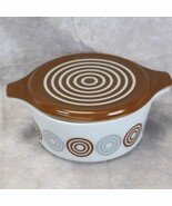 Pyrex Cosmopolitan Casserole 2-1/2 qt  75-B   White Grey Brown - $54.87