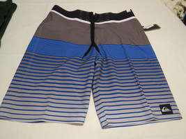 Quiksilver Femme Nu 21 KPC3 32 board shorts swimming trunks Mens surf NEW - £23.06 GBP