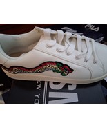 SM New York Women&#39;s shoes Size 8 - $983.11 MXN