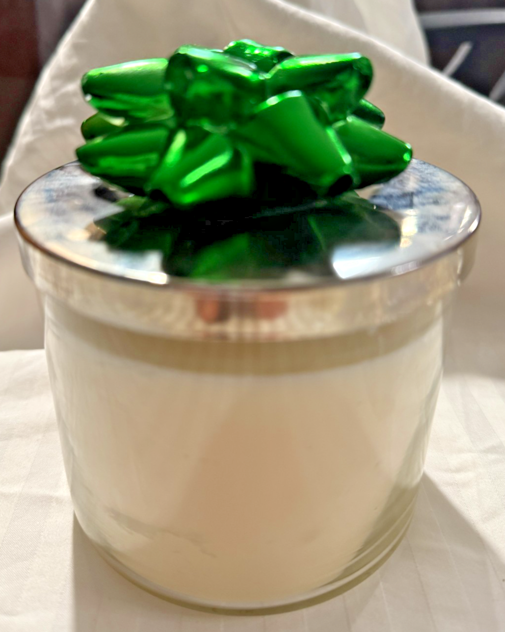 Bath & Body Works Christmas Bows Red Green Snowman Magnetic Candle Toppers Item image 10