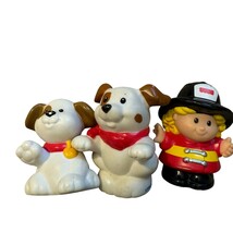 Little People Firefighter With 2 Dalmatian Dog Figures - $146.20 MXN