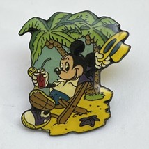 Disney Mickey Mouse Island Palm Trees Cartoon Lapel Hat Pin Pinback - £6.35 GBP