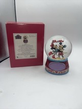 Disney Jim Shore Mickey &amp; Minnie Hearts Snowglobe With Box 6.5” - £31.65 GBP