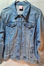 Laurie Felt Daisy Denim Jean Jacket Light Blue Button Front Semi-Fitted ... - $25.74