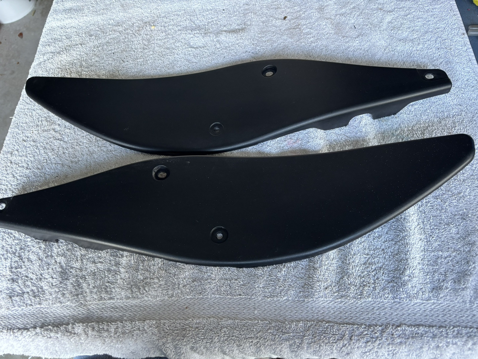 2005-2012 NISSAN Frontier Left/right FRONT DOOR COVERS 80289 EA000/80288... - $35.10