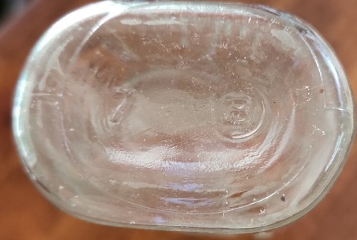 Vintage 1950's ~ Glass ~ Nursing/Baby Bottle ~ 8 Oz ~ Embossed "Happy Baby" Item image 9