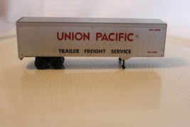 HO Scale Walthers, 40&#39; Semi Truck Trailer, Union Pacific #20579, Silver - $25.00
