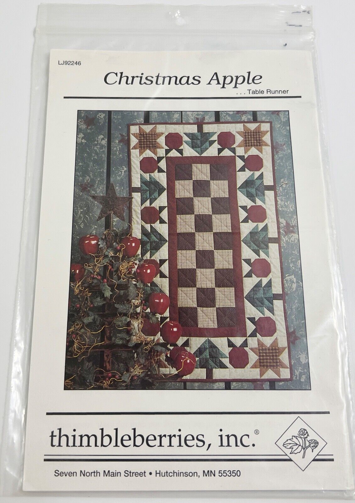 Thimbleberries CHRISTMAS APPLE TABLE RUNNER Quilt Pattern 24 1/2&quot; x 42 1/2&quot; - $9.89