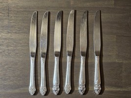 Set Of 6 Oneida Prestige &quot;DISTINCTION&quot; Dinner Knives  Silver plate 9 1/4&quot; - $19.75