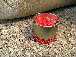 Holly Jolly Berry 3.5 oz Tin Candle - $7.95