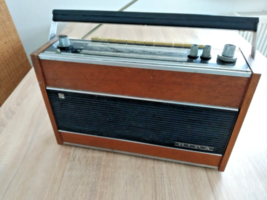 Radio soviética vintage 17 transistores RIGA-103 1960 URSS.. - $109.23