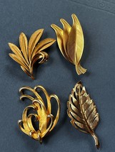 Vintage Lot of Large Various Types of Goldtone Leaves Brooch Pin w Condi... - $11.29