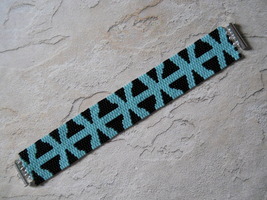 Bracelet, Turquoise &amp; Black Geometric Motif, Peyote Stitch, Tube Clasp - £30.90 GBP