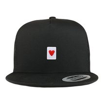 Trendy Apparel Shop Heart Playing Card Patch 5 Panel Flatbill Trucker Cap - Blac - £19.92 GBP+