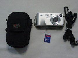 Hp Photosmart M307 Digital Camera FCLSD-0410 3.2MP, 15x Zoom, 1.8" Lcd Screen - £7.46 GBP