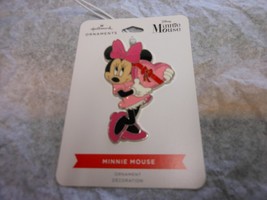 Hallmark &quot;Minnie Mouse - Valentine&quot; 2021 Flat Metal Ornament NEW - $293.28 MXN