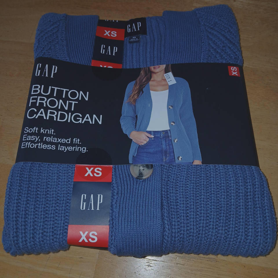 GAP LADIES BUTTON FRONT BLUE CARDIGAN-XS-NEW IN PKG.-SOFT KNIT/EASY RELA... - $34.00